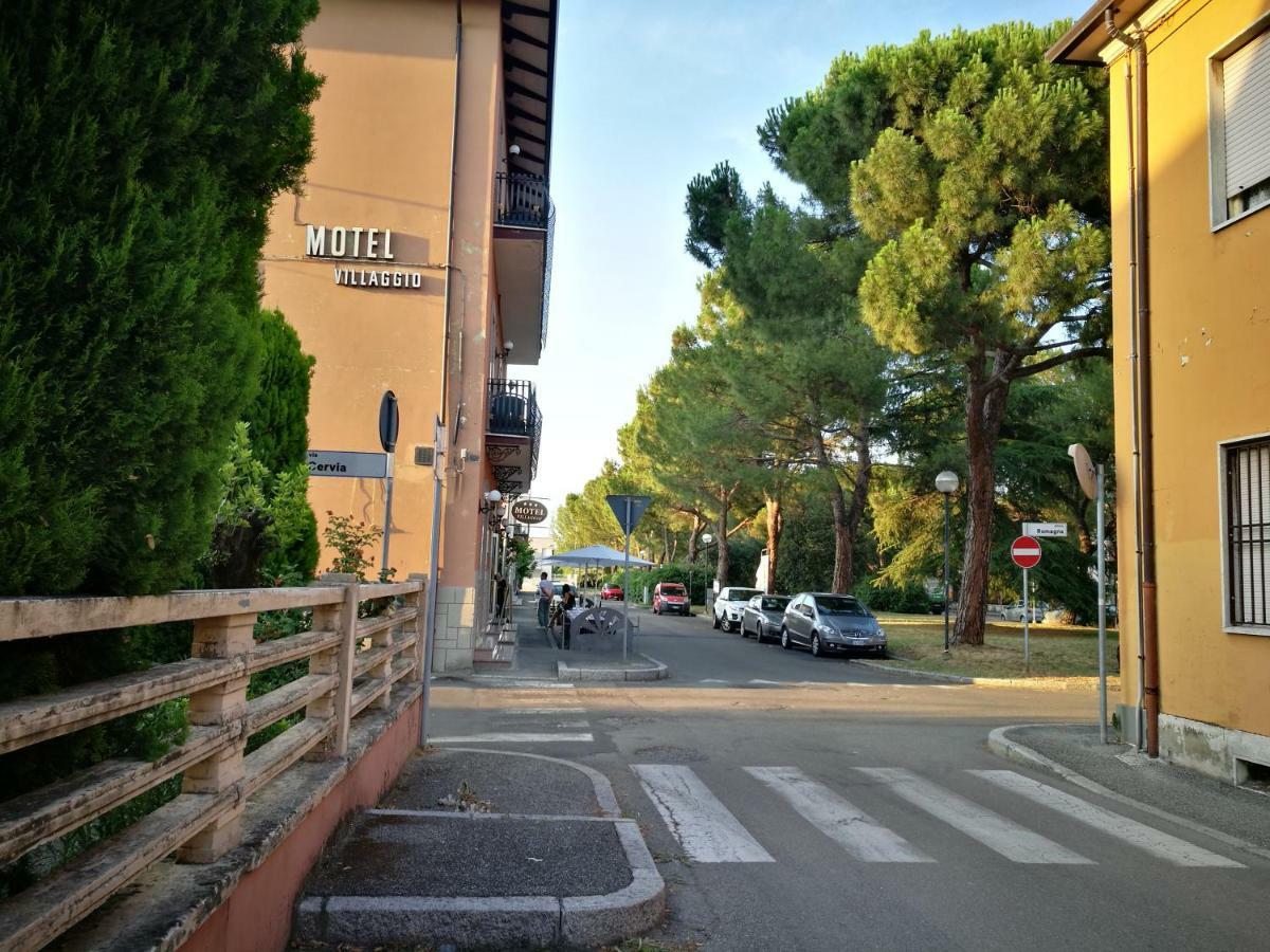 Motel Villaggio Imola Exterior photo