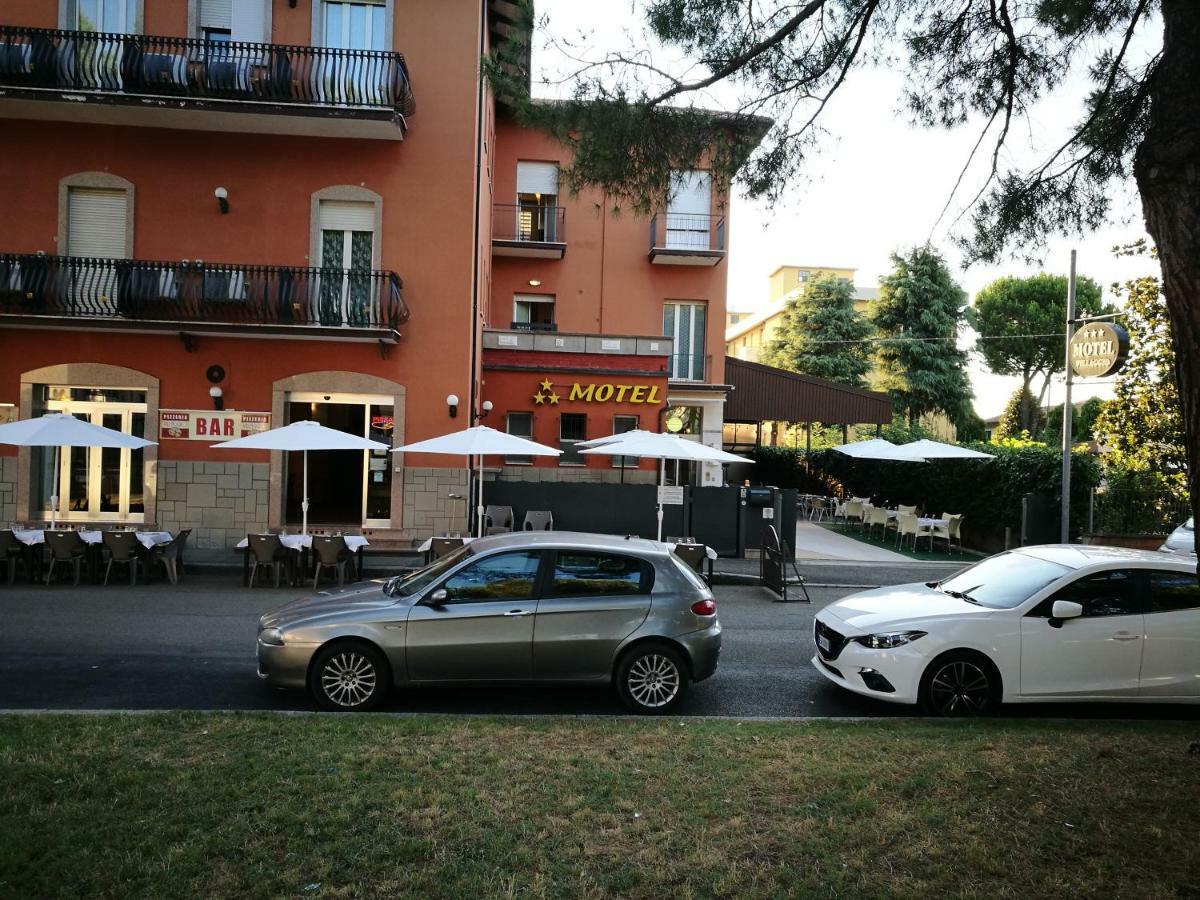 Motel Villaggio Imola Exterior photo
